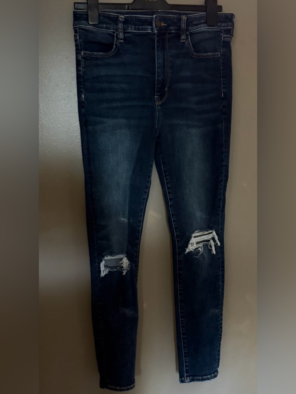 American Eagle Next Level Stretch Skinny Jeans Size 12 Distressed Denim